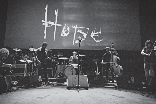Μια υπερβατική βραδιά με τους Godspeed You! Black Emperor στο FLOYD